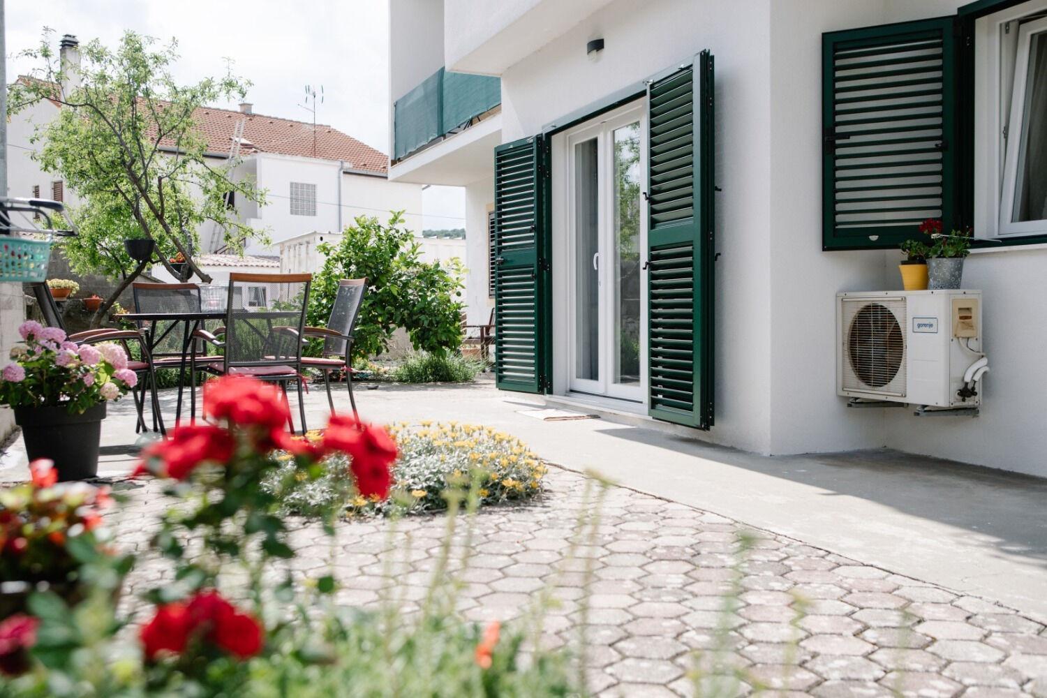 Apartments Petri - Close To The Sea Tisno Zewnętrze zdjęcie